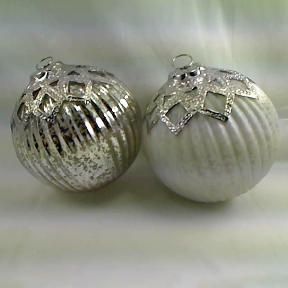 SET 2 SFERE VETRO MM.100 D/APP. -BALL- ASS.ARGENTO/BIANCO SET 2 SFERE VETRO MM.100 D/APP. -BALL- ASS.ARGENTO/BIANCO