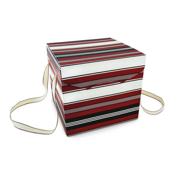 SET 5 SCATOLE/PANETTONECM.20X20X18 RIGHE BORDEAUX/NERO/BIANCO SET 5 SCATOLE/PANETTONECM.20X20X18 RIGHE BORDEAUX/NERO/BIANCO