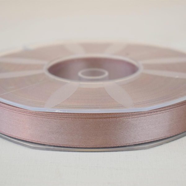 NASTRO DOPPIO RASO 16MM50MT H.Q. MARRONE NASTRO DOPPIO RASO 16MM50MT H.Q. MARRONE