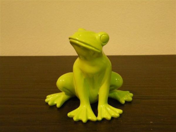 RANA RESINA SEDUTA GRANDE VERDE