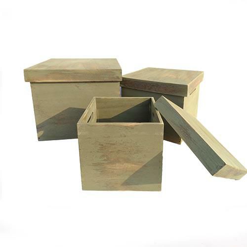 SET 3 SCATOLE LEGNO C/COPERCHIO 20-30X20-30 H.18-25 CM VERDE SET 3 SCATOLE LEGNO C/COPERCHIO 20-30X20-30 H.18-25 CM VERDE