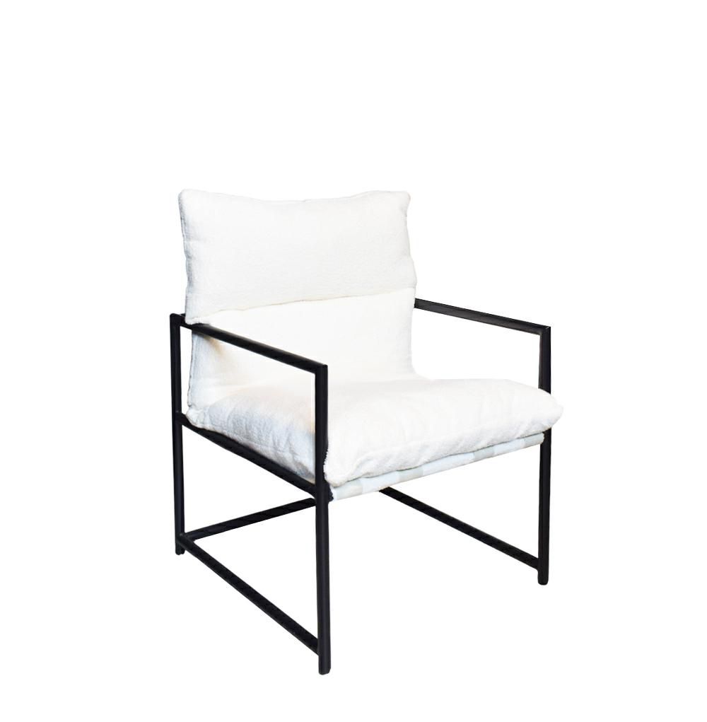 POLTRONA POLIESTERE/METALLO 67X63X62 CM BIANCO/NERO POLTRONA POLIESTERE/METALLO 67X63X62 CM BIANCO/NERO