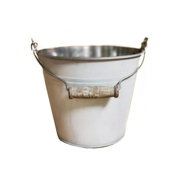 SECCHIELLO LATTA C/MANICO LEGNO D.30 CM H.28 CM BIANCO ANTICATO SECCHIELLO LATTA C/MANICO LEGNO D.30 CM H.28 CM BIANCO ANTICATO