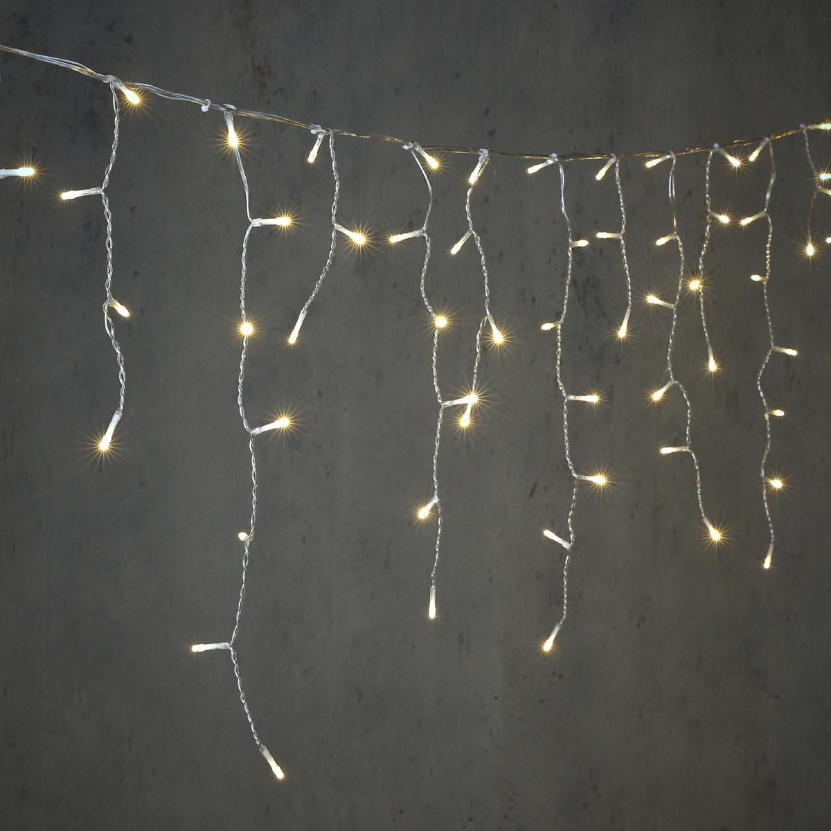 TENDA 200 LED 4,8MT. L.CALDA F.BIANCO ESTERNO TENDA 200 LED 4,8MT. L.CALDA F.BIANCO ESTERNO