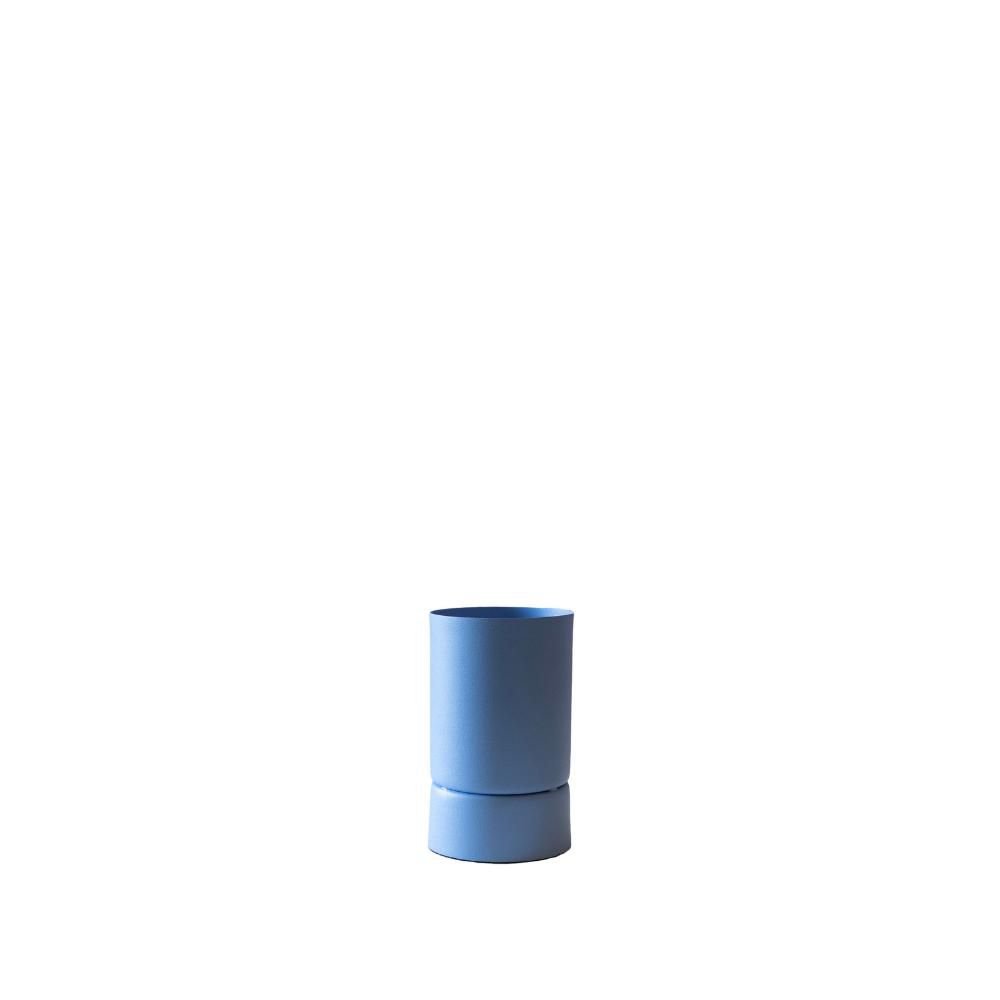 VASO CILINDRICO METALLOD.8,5 CM H.14,5 CM (M) AZZURRO VASO CILINDRICO METALLOD.8,5 CM H.14,5 CM (M) AZZURRO